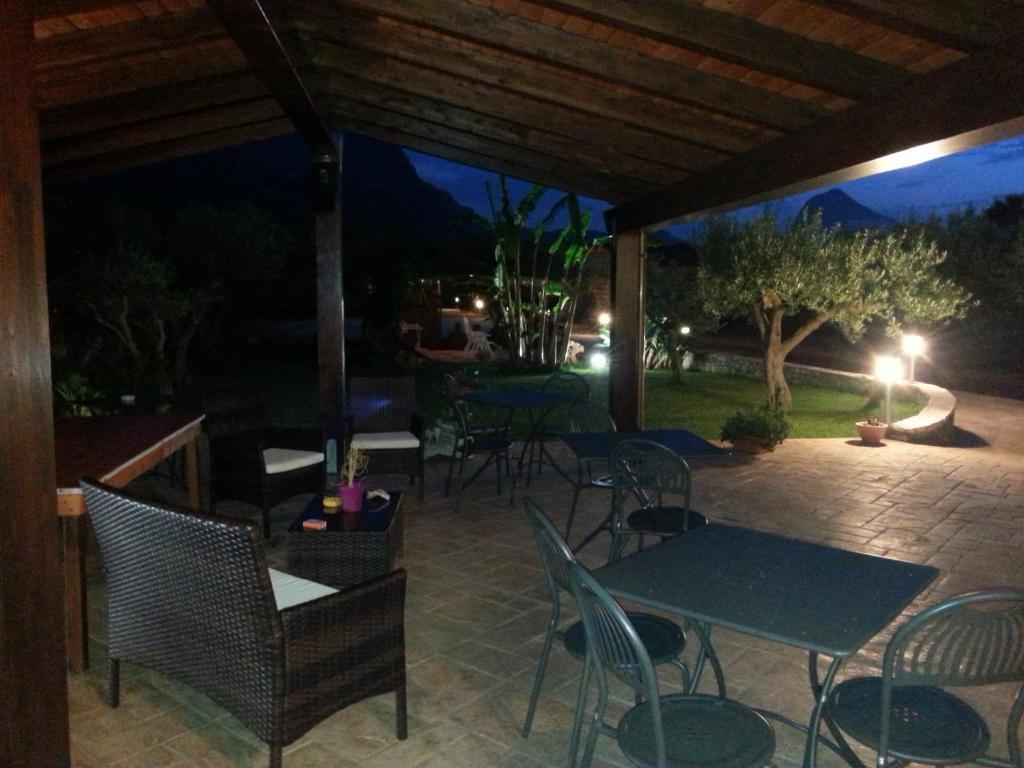 Trigrana Vacanze Hotel Castelluzzo Exterior photo